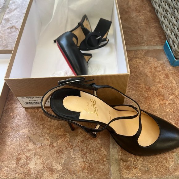 Christian Louboutin Shoes - Louboutin Hollandway 100 Pumps 37.5  US 7.5